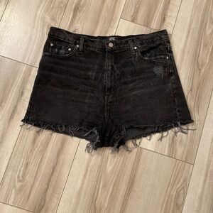 EUC BDG Urban Outfitters Shorts - size 32